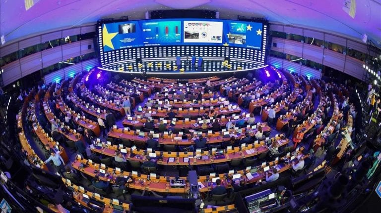 El Parlamento Europeo aprueba el ‘derecho a reparar’